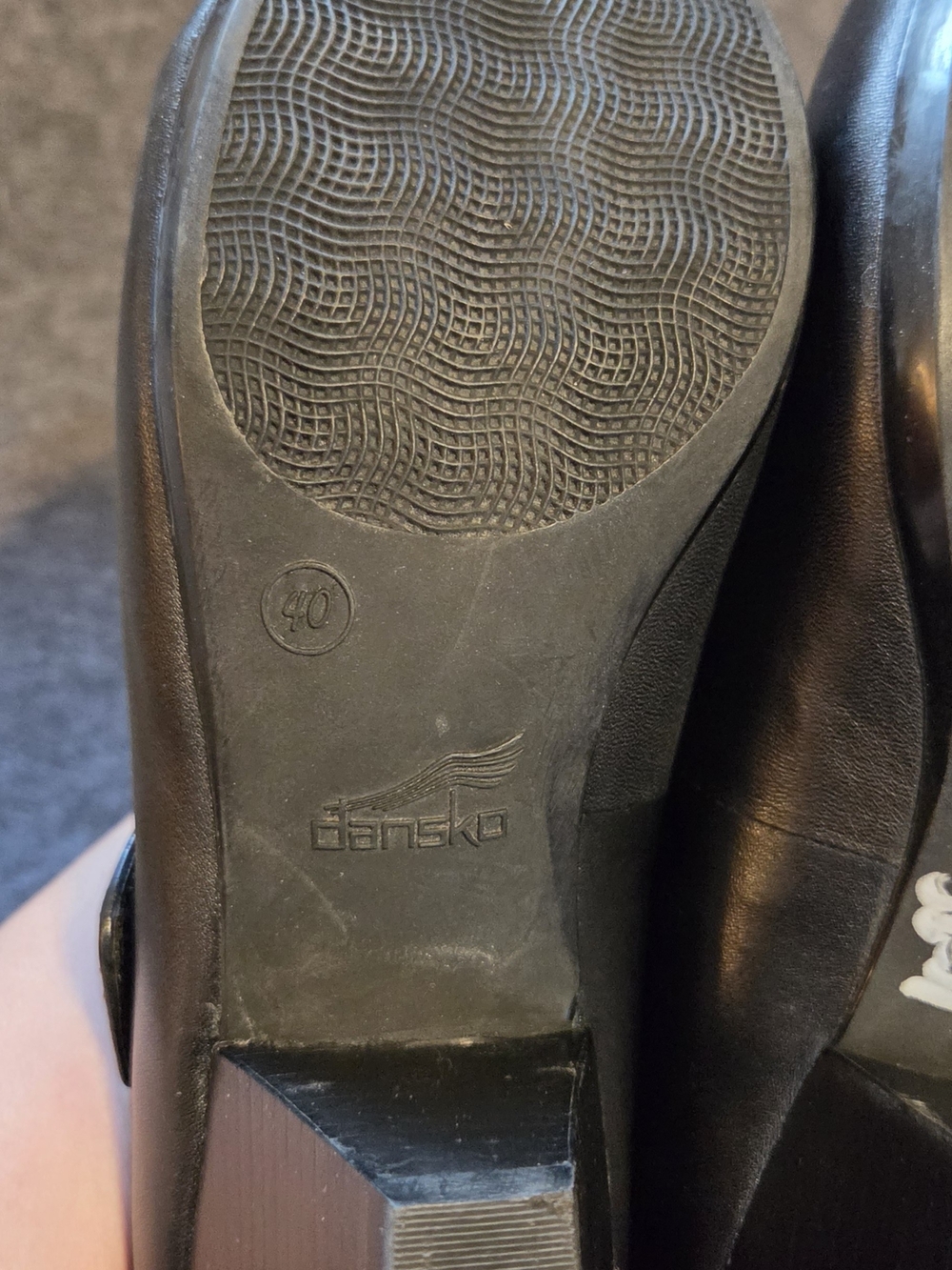 Dansko ladies Betty Leather Mary Jane Pumps 40 EUR black heels 9 US - Picture 6 of 7